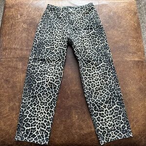 Leopard Jean